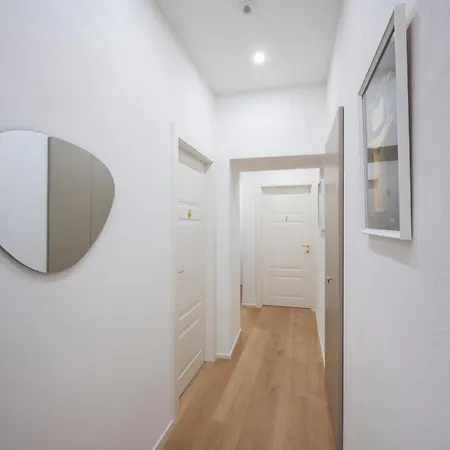 Palazzo Garibaldi Luxury & Парма